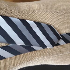 Firenze silk silver white black diagonal striped tie